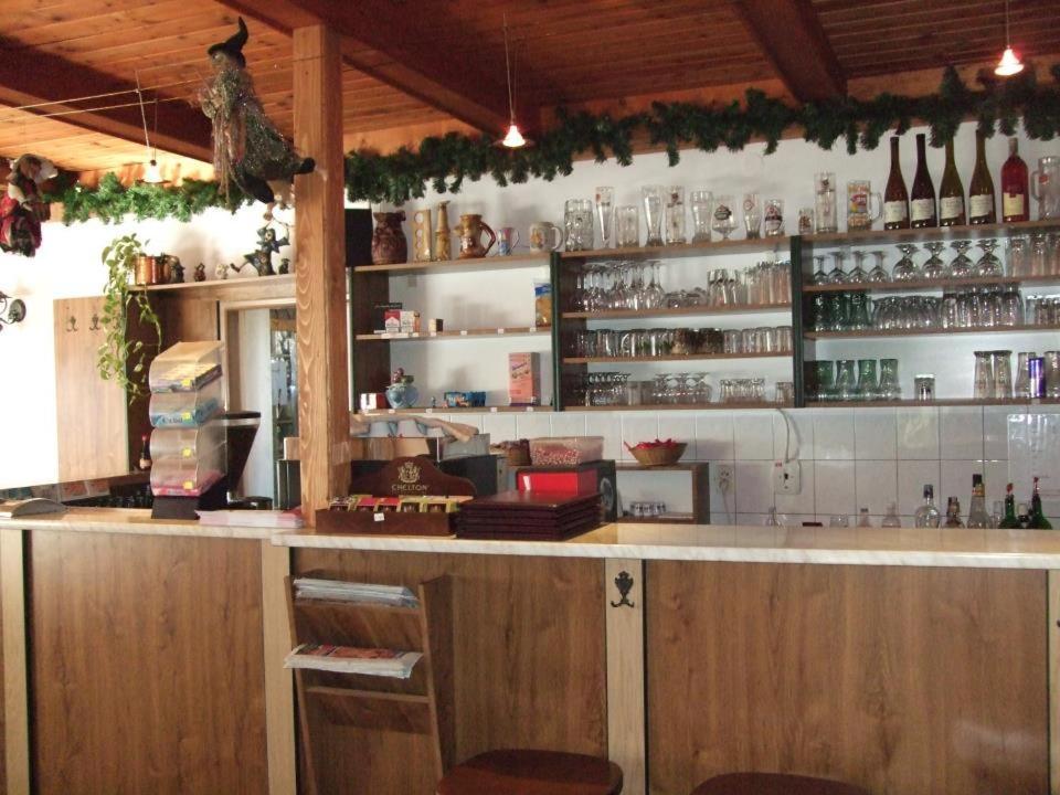 Penzion Kardinal Velke Uherce Экстерьер фото